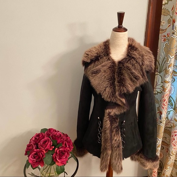 Jackets & Blazers - Black suede and fur lined coat